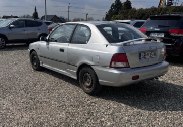 Hyundai Accent II Sedan 1.3 i 12V 86KM 2002 Hyundai Accent I rejestracja 2003r. 1.3 Benzyna 86KM, zdjęcie 2