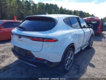 Alfa Romeo 2024 Alfa Romeo Tonale ti, 2024r., 4x4, 1.3L 1.3 Benzyna 180KM, zdjęcie 2