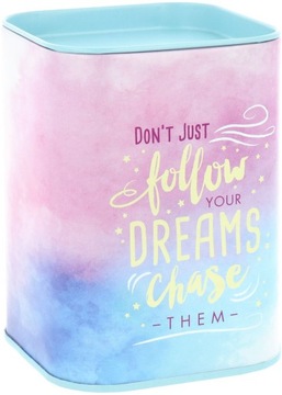 ПРЯМОУГОЛЬНАЯ МЕТАЛЛИЧЕСКАЯ КОПИЛКА С ОТВЕРСТИЕМ ДЛЯ ДЕНЕГ, МЯТАЯ БАНКА