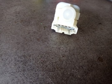 AUDI A4 B6 - SENZOR SPOJKY