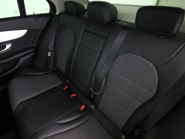 Mercedes Klasa C W205 Limuzyna 180 156KM 2016 Mercedes C 180 półskóra navi klima auto, zdjęcie 16