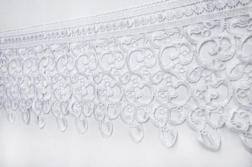 Лента гипюровая кружевная белая, высота 20 см.