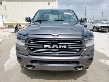 Dodge Ram V 2022 Dodge RAM 1500 LARAMIE 2022, od ubezpieczalni 5.7 Benzyna 395KM, zdjęcie 2