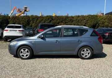 Kia Ceed I SW 1.6 CRDi 115KM 2007 Kia Ceed 2007r. 1.6 Diesel 116KM, zdjęcie 2