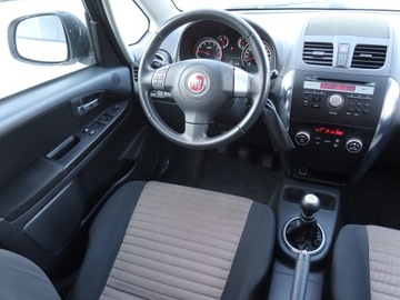 Fiat Sedici 1.6 16v 120KM 2011 Fiat Sedici 1.6, Klima, Klimatronic, Parktronic, zdjęcie 6
