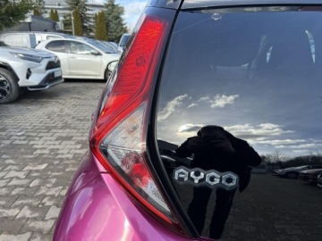Toyota Aygo II Hatchback 3d Facelifting 1.0 VVT-i 72KM 2019 Toyota Aygo 1.0 VVT-i Prime X-cite II (2014-) Toyo, zdjęcie 27