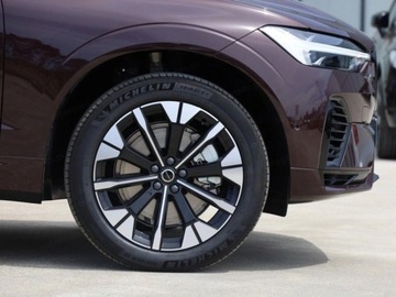 Volvo XC60 II 2025 VOLVO XC60 B5 AWD Ultra Dark Suv 2.0 (264KM) 2025, zdjęcie 13