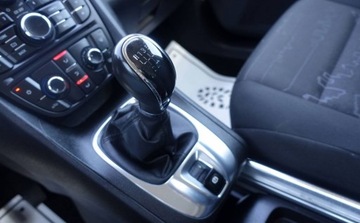 Opel Meriva II Mikrovan 1.4 Turbo ECOTEC 120KM 2013 Opel Meriva 1.4T 120KM Bez korozji Zdrowy Niski przebieg Klimatyzacja 1.4, zdjęcie 19