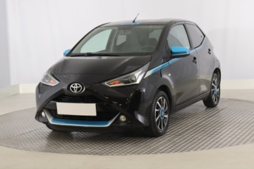 Toyota Aygo II Hatchback 3d Facelifting 1.0 VVT-i 72KM 2018 Toyota Aygo 1.0 VVT-i, Salon Polska, Skóra, Klima, zdjęcie 1