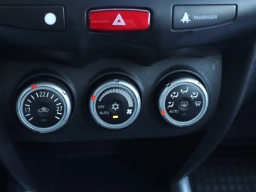 Mitsubishi ASX I SUV 1.6 MIVEC 117KM 2011 Mitsubishi ASX 1.6 MIVEC, Salon Polska, Klima, zdjęcie 10