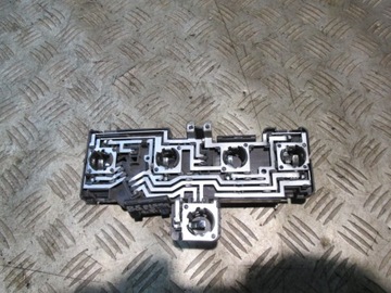 WKŁAD LAMPY LEWY TYŁ VW PASSAT B5 FL KOMBI LIFT 00- 3B9945257B