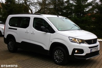 Peugeot Rifter Standard 1.5 BlueHDI 102KM 2024 Peugeot Rifter Peugeot Rifter N1 BlueHDI 100 L2 Allure 1.5 Diesel 102KM, zdjęcie 17