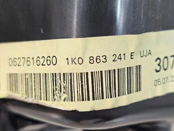 SCHOWEK ROLETKA UCHWYT NA KUBKI VW GOLF V 03-09