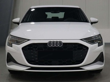 Audi A3 8Y Limousine Facelifting 1.5 35 TFSI 150KM 2025 AUDI A3 TFSI Advanced Sedan 1.5 (150KM) 2025, zdjęcie 2