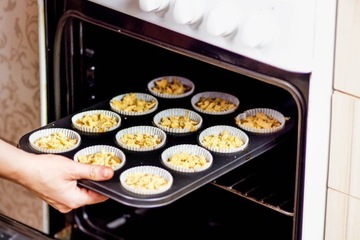 ФОРМА ДЛЯ ВЫПЕЧКИ МАФФИНОВ ПРОТИВЕНЬ ДЛЯ 12 МАФИНОВ с антипригарным покрытием