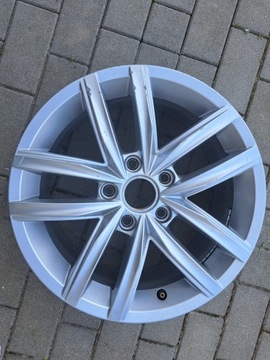 VW GOLF 7 R.2019 FELGA AL.6.5JX16 ET46 5G0601025CS