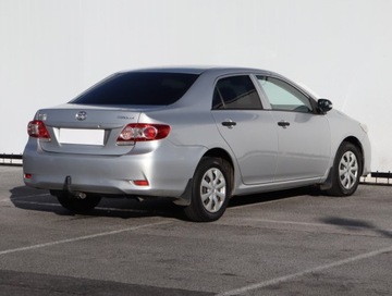 Toyota Corolla X Sedan 1.6 Valvematic 132KM 2010 Toyota Corolla 1.6 Valvematic, Salon Polska, zdjęcie 4