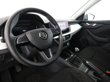 Skoda Kamiq Crossover 1.0 TSI 115KM 2019 Škoda Kamiq Skoda Kamiq klima auto navi virtual, zdjęcie 13