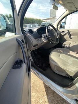 Renault Kangoo II Mikrovan 1.5 dCi 85KM 2010 Renault Kangoo 2010R. 1.5 DCI 5-OSOBOWY SUPER STAN ORYGILANY PRZEBIEG, zdjęcie 6