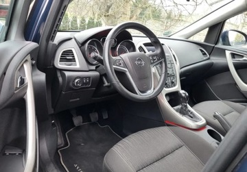Opel Astra J Hatchback 5d 1.6 Twinport ECOTEC 115KM 2011 Opel Astra Opel Astra 1.6 115PS Dobre wyposazenie Kola Lato Zima 1.6, zdjęcie 9