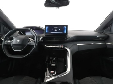 Peugeot 5008 II Crossover Facelifting 1.5 BlueHDi 130KM 2023 Peugeot 5008 AllurePack automat 7-os. virtual navi, zdjęcie 14