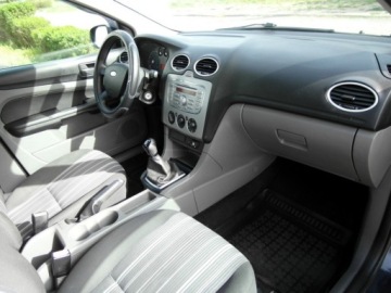 Ford Focus II Coupe-Cabriolet 1.6 Duratec 16V 100KM 2009 Ford Focus Salon Polska Klimatyzacja Abs Alu 1.6 BenzynaLPG 100KM, zdjęcie 14