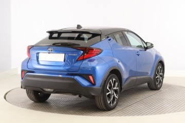 Toyota C-HR I Crossover Facelifting 1.8 Hybrid 122KM 2020 Toyota C-HR 1.8 Hybrid, Salon Polska, zdjęcie 4