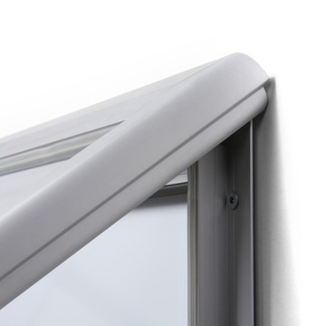 Запираемая внешняя витрина 9 x A4