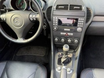 Mercedes SLK R171 Roadster 1.8 (200 Kompressor) 163KM 2007 Mercedes SLK 200 Cabrio, zdjęcie 15