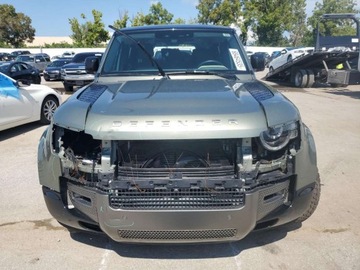 Land Rover Defender IV (L663) 2023 Land Rover Defender 130 X-Dynamic SE 2023 3.0l 3.0 Benzyna 395KM, zdjęcie 5