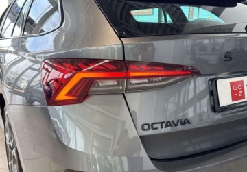 Skoda Octavia IV RS Kombi 2.0 TSI 245KM 2022 Skoda Octavia RS, Keyless, Matrix, Head-Up,Ambiente, Asystenci 2.0 Benzyna, zdjęcie 30