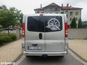 Opel Vivaro A Van z pojedynczą kabiną L1 2.0 CDTI 115KM 2013 Opel Vivaro Opel Vivaro Life Cosmo L1H1 2.0 Diesel 115KM, zdjęcie 3