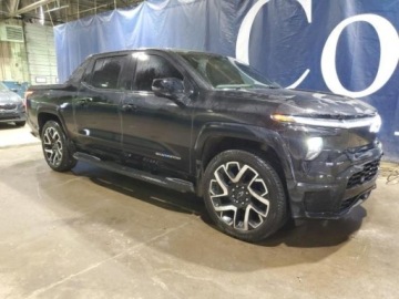 Chevrolet Silverado II 2024 Chevrolet Silverado 2024, 4x4, RST, EV, porysowany lakier Elektryczny 754KM, zdjęcie 2