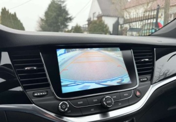 Opel Astra K Hatchback 5d 1.4 Turbo 125KM 2016 Opel Astra Opel Astra 1.4 Turbo StartStop 120 Jahre 1.4 Benzyna 125KM, zdjęcie 17