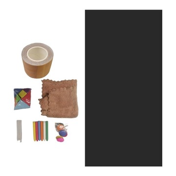 Papier samoprzylepny do tablic kredowych o wymiarach 45 x 100 cm, zapewniający gładką powierzchnię