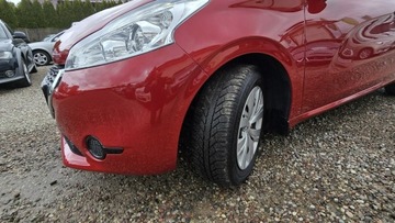 Peugeot 208 I Hatchback 3d 1.2 VTI 82KM 2014 Peugeot 208 navi, PDC, zdjęcie 18