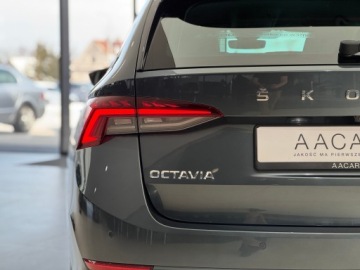 Skoda Octavia III Kombi Facelifting 2.0 TDI 150KM 2020 Skoda Octavia Style / HUD / Ambiente / Kamera / Bl, zdjęcie 37