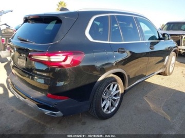 BMW X5 G05 2023 BMW X5 2023r., 3.0L 3.0 Benzyna 335KM, zdjęcie 3