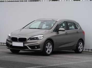 BMW Seria 2 F22-F23-F45-F46 Gran Tourer 216d 116KM 2015 BMW 2 Active Tourer 216d Active Tourer, Skóra, zdjęcie 1