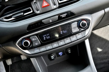 Hyundai i30 III Hatchback Facelifting 1.5 T-GDI 48V 160KM 2022 Hyundai i30 _1.5 T GDI 160KM, zdjęcie 22