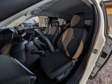 Peugeot 2008 II SUV 1.2 PureTech 130KM 2020 Peugeot 2008 Navi Tempomat Serwis Gwarancja 1.2 Benzyna 130KM, zdjęcie 30