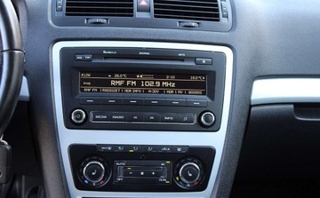 Skoda Octavia II Kombi 1.6 TDI CR DPF 105KM 2011 Skoda Octavia AUTOMAT Bezwypadkowy Piekny 1.6 Diesel 105KM, zdjęcie 16