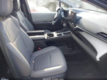 Toyota Sienna III 2025 Toyota Sienna Xle 2025 2.5 Hybryda 245KM, zdjęcie 9