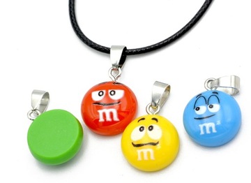 4 кулона M&M's m&ms + вощеная веревка