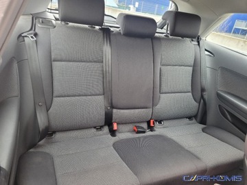 Audi A3 8P Hatchback 3d 1.6 102KM 2007 Audi A3 3-drzwiowe 1.6 MPi nowe opony Serwis Bezwypadkowy 1.6 Benzyna 102KM, zdjęcie 13