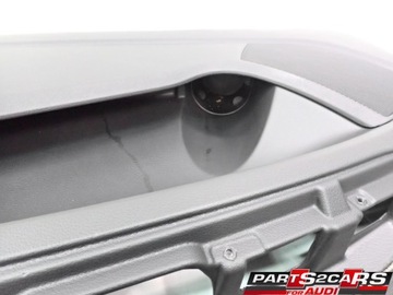 BOCZEK DRZWI PRAWY PRZÓD AUDI Q7 4L 4L1867106A 4PK