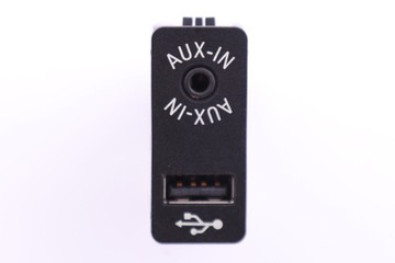 BMW F20 F21 F22 F30 F31 F32 F33 HNÍZDO AUX USB