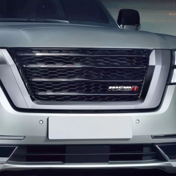 Эмблема NISMO в решетке радиатора для тюнинга NISSAN CHROME