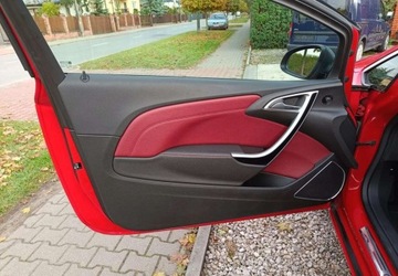 Opel Astra J GTC 1.6 SIDI Turbo ECOTEC 170KM 2013 Opel Astra J GTC 1.6 Turbo 170KM 100% Bezwypadkowy ~ Przebieg 81.000, zdjęcie 19