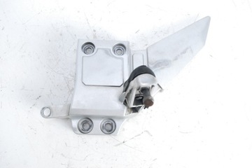 Set podnóżek przód lewy YAMAHA FJR 1300 16-